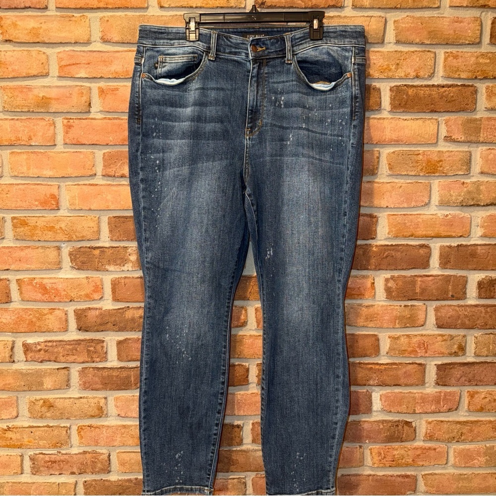 Judy Blue Women’s Jeans – Size 20W – Boyfriend Fit - Picture 2 of 5